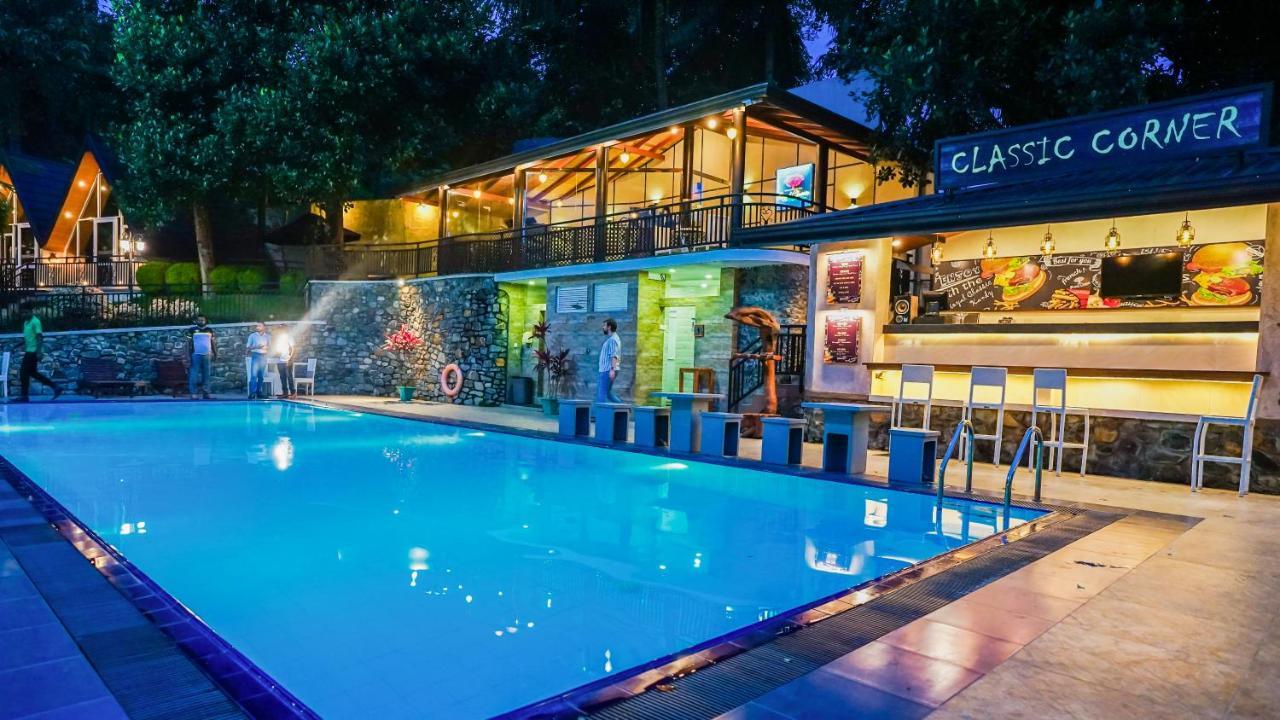 Royal Classic Resort Kandy Exteriör bild